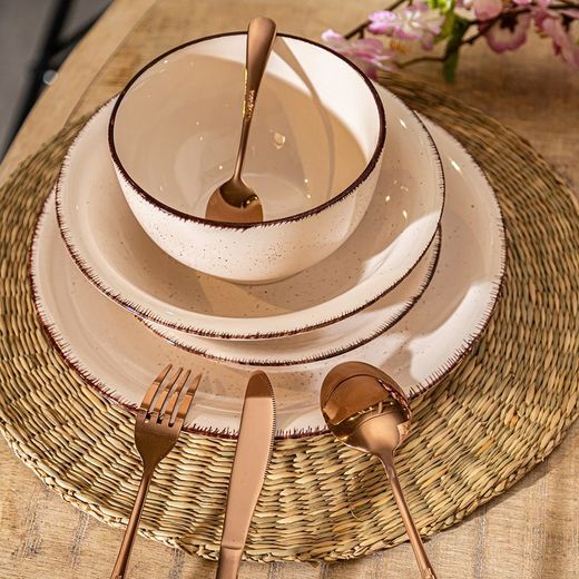 Service de vaisselle complet en grès blanc/marron 18 pièces