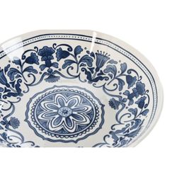 18-piece porcelain dinnerware set in blue and white | Ethnic