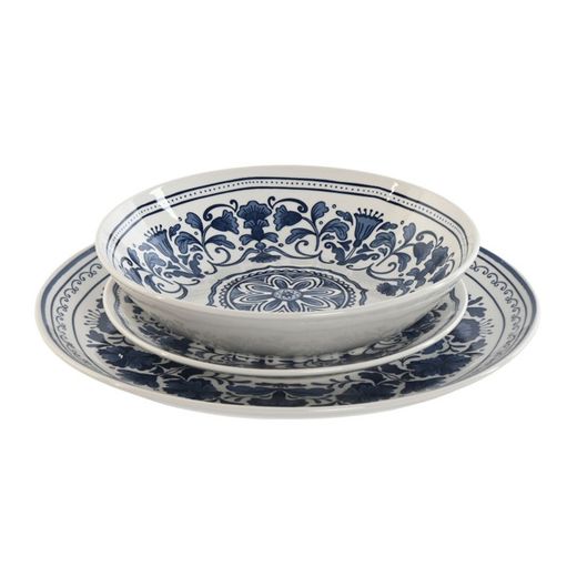 18-piece porcelain dinnerware set in blue and white | Ethnic