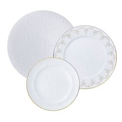 18-piece porcelain dinnerware set in white, biscuit and gold | Paseo