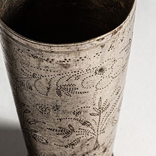 Kubek z mosiądzu posrebrzanego, Ø8x14 cm.